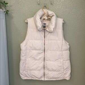 Old Navy Cream White Puffer Fleece Lined Vest